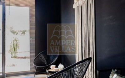 Preciosa villa moderna todo en una planta.